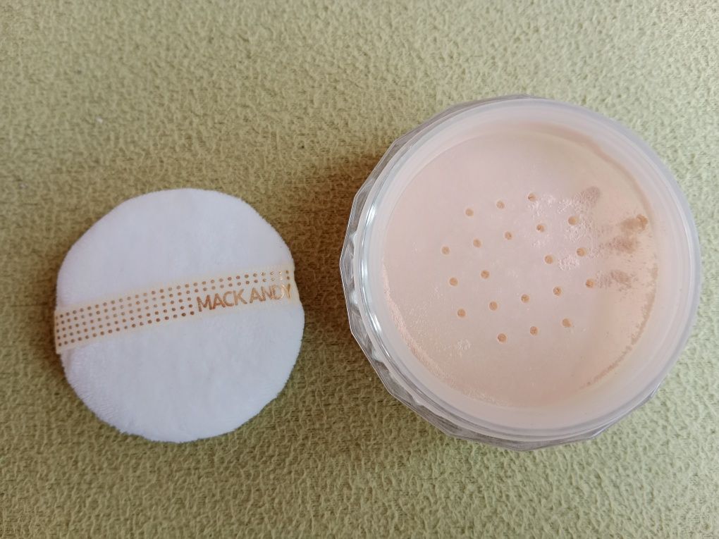 Puder MACKANDY z kręcąca się balerina