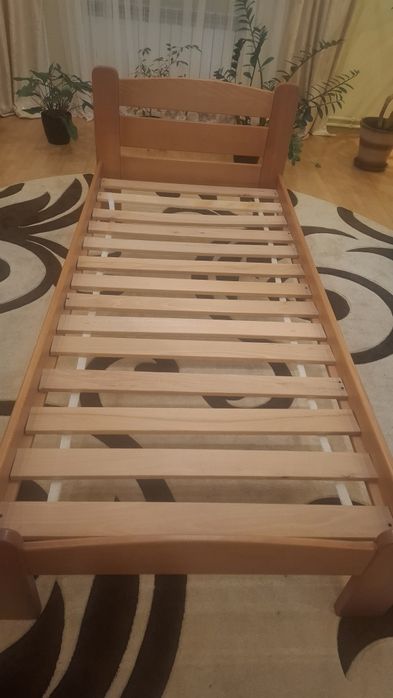 Два ліжка з натуральної сосни з ортопедичними матрацами