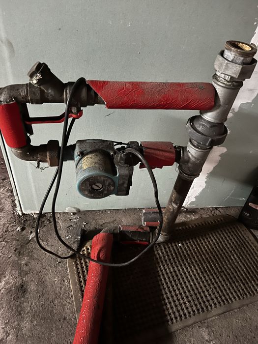 Przyłącze pieca wraz z pompą cwu