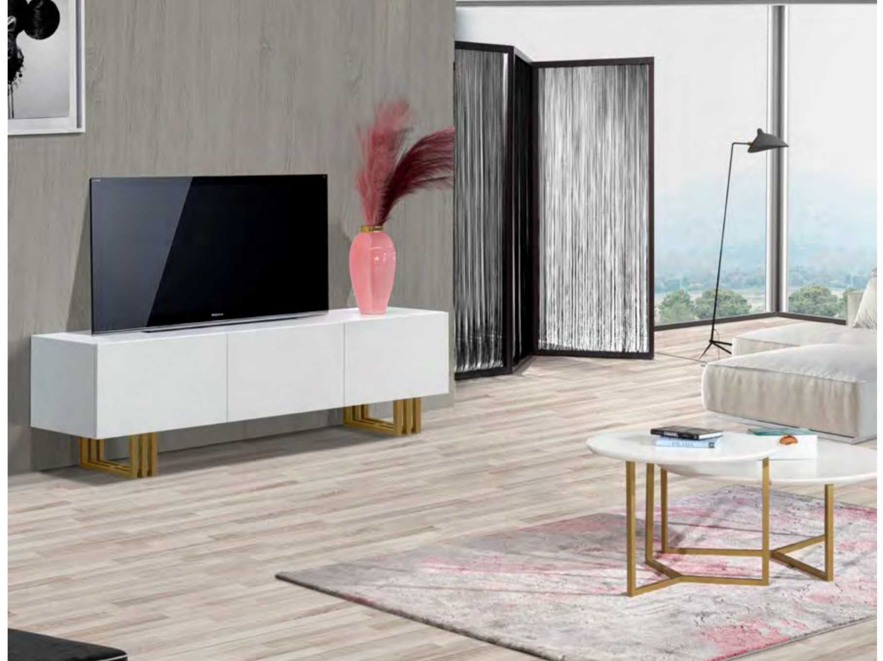 Movél tv Nantes Novo