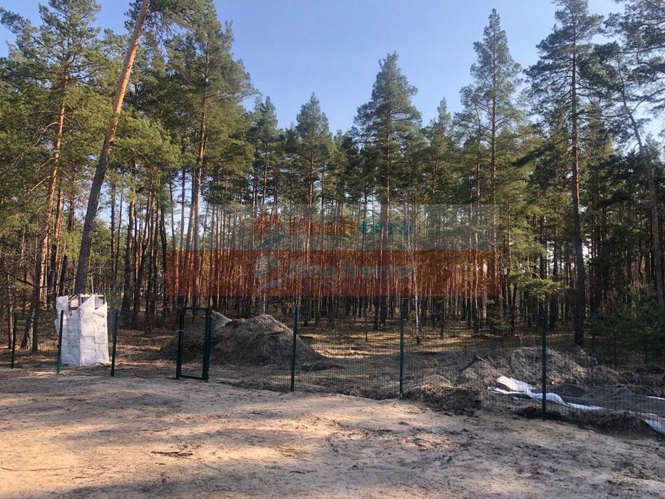 Сучасний недобудований будинок біля Десни
Крутий проєкт Вища Дубечня