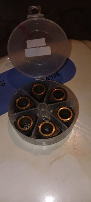 Varios artigos em bom estado de conservação