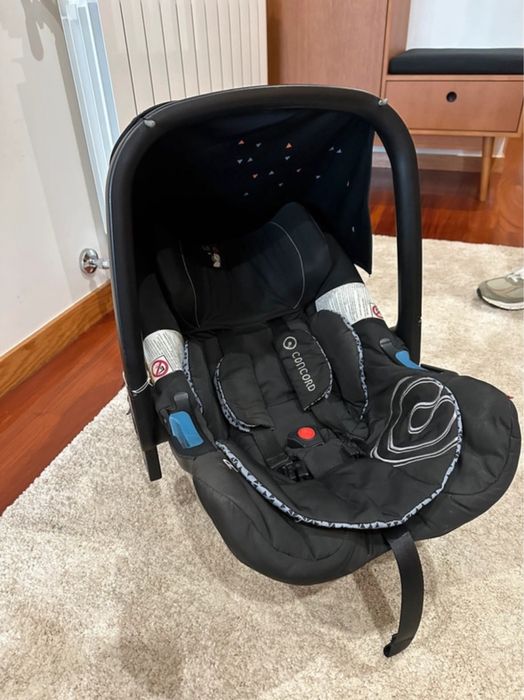 Trio Concord com base isofix cor preta