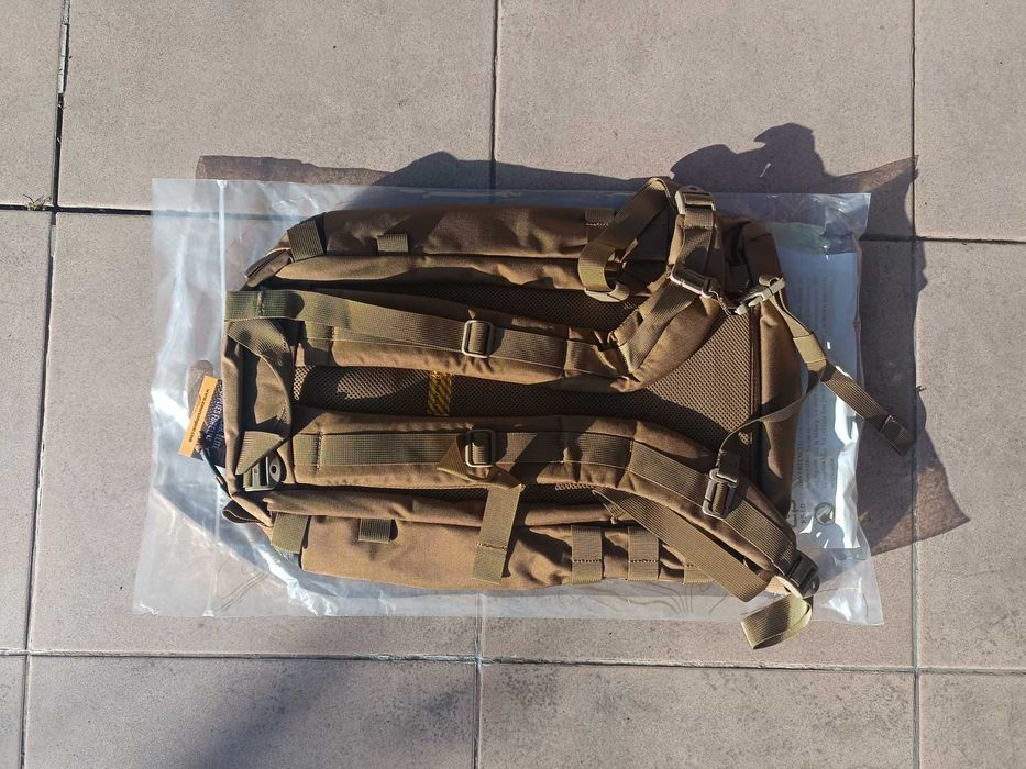 Pojemny plecak taktyczny outdoorowy Emerson Gear Y ZIP 20L Coyote Bro