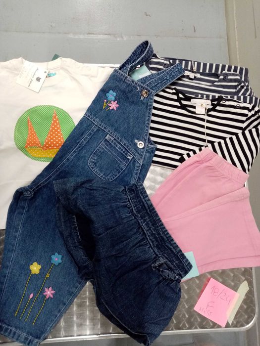 Roupa de bebé em lotes em 2a mão em bom estado