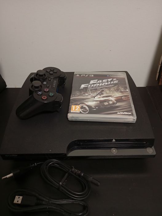 PS30 250gb com comando e jogo