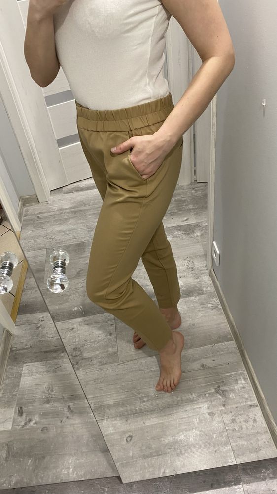 Spodnie damskie chino, cygaretki, eleganckie; Reserved, r L, 40