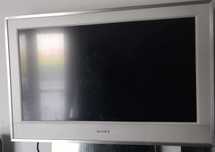 świetny telewizor sony full hd