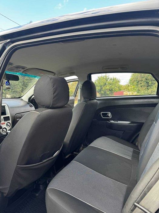 чорний хетчбек ЗАЗ Forza 2012 1.5 л  Газ / Бензин