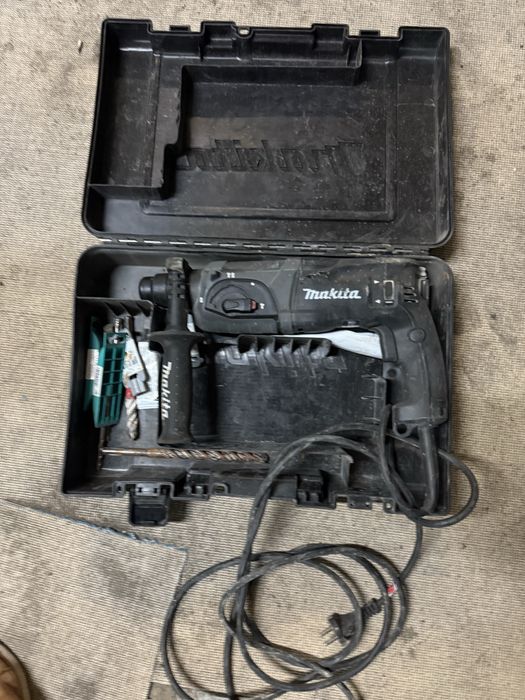 Makita HR2470 młotowiertarka
