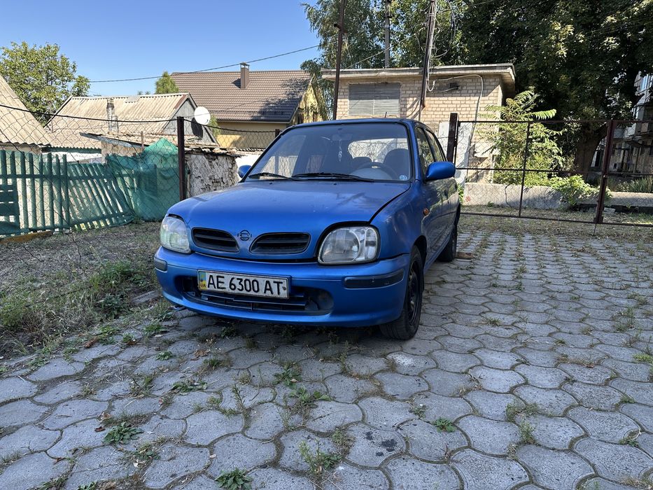 Nissan mikra k11