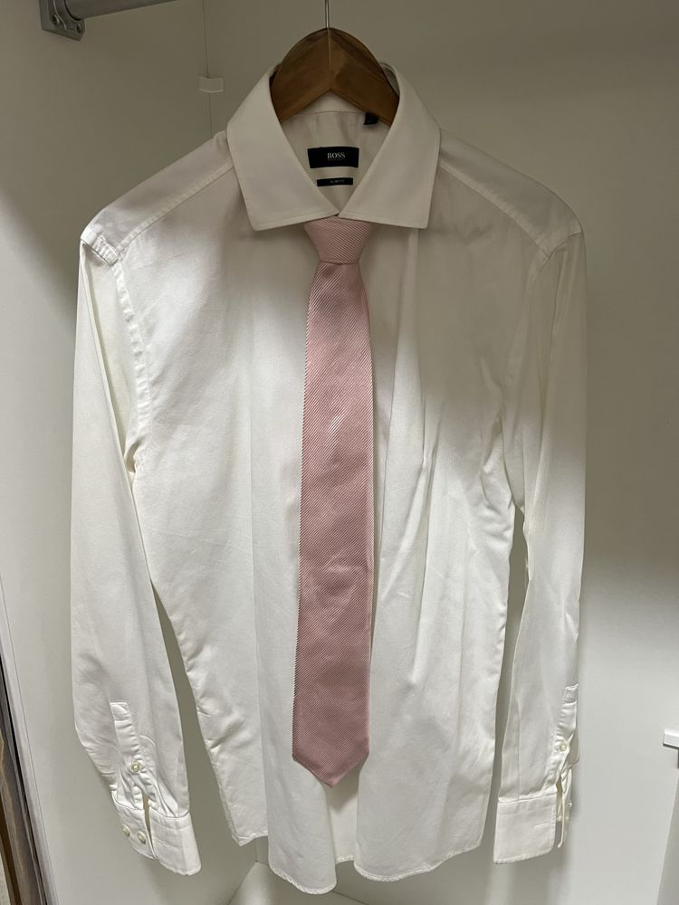 Hugo Boss костюм + сорочка і галстук