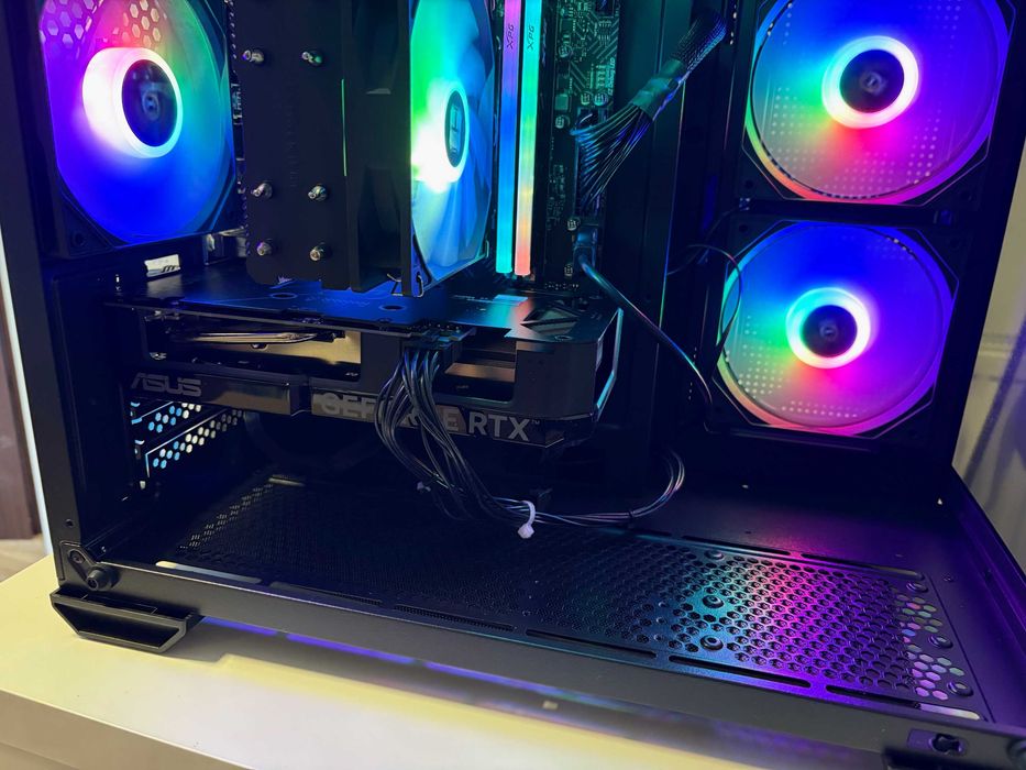 KOMPUTER Gamingowy PC INFOMAX I5-12th 16GB 1TB RTX 4060 8GB LED W11