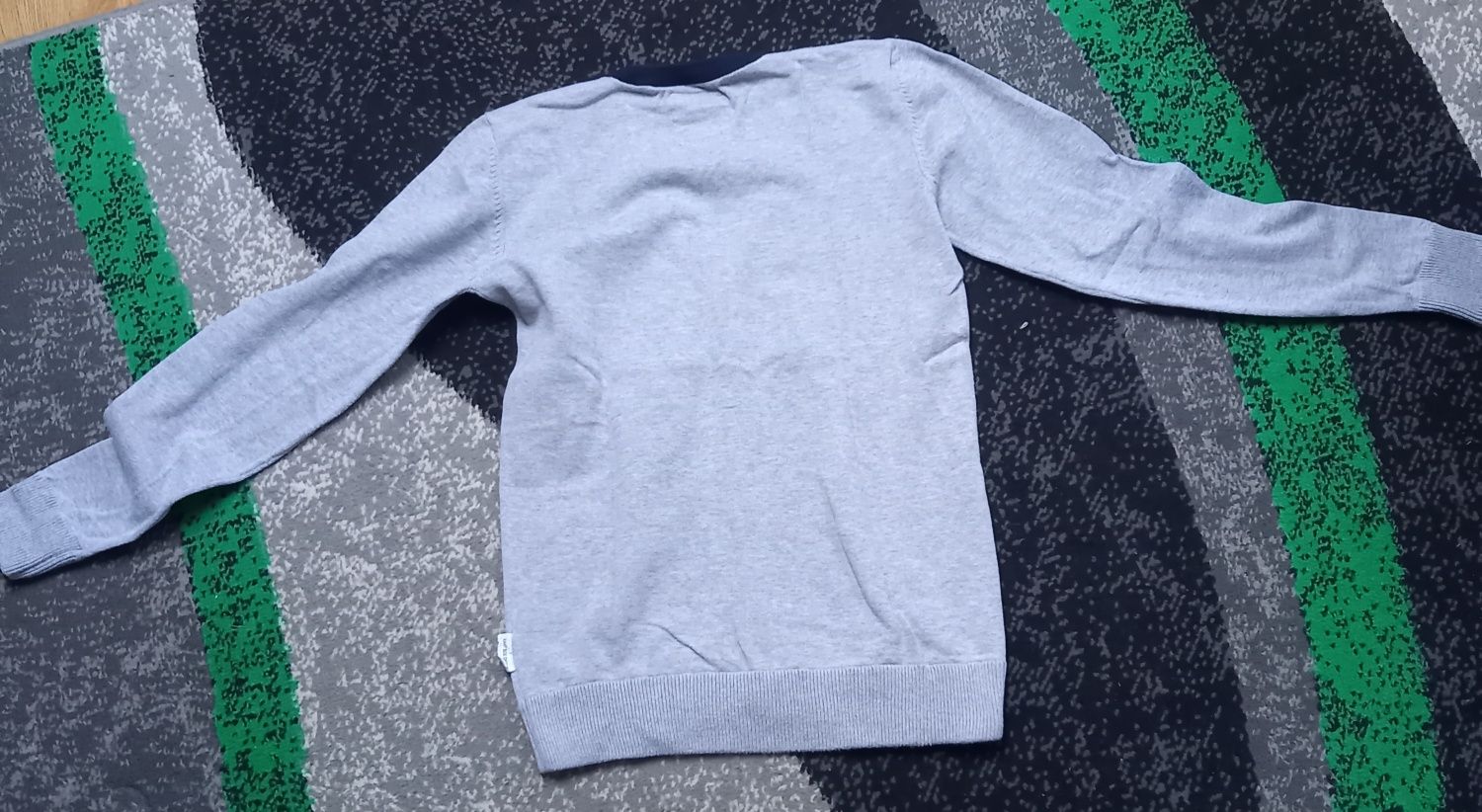 Szary rozpinany sweter Reserved r 158
