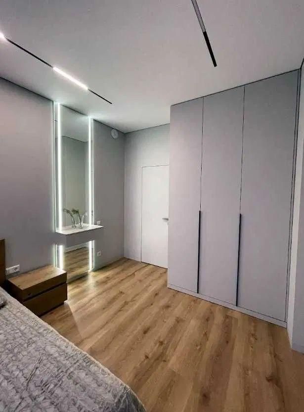 Продам 2-кімнатну квартиру у ЖК «Метрополіс», Теремки-1 AK
