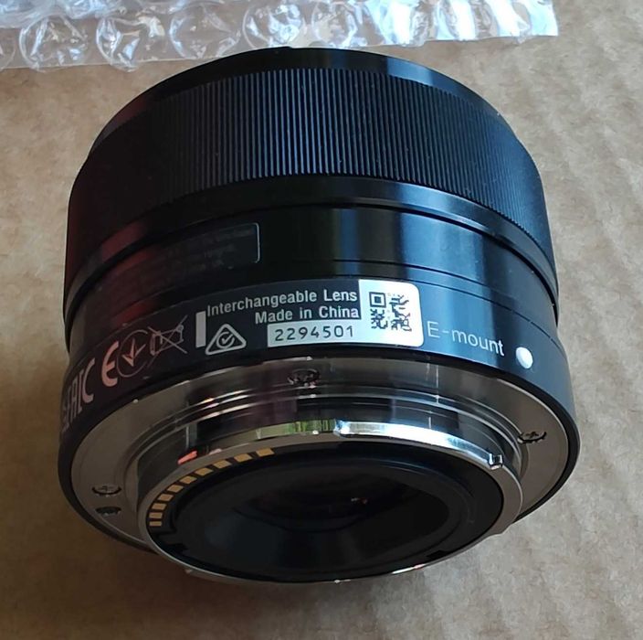 Sony SEL35F18 gwarancja