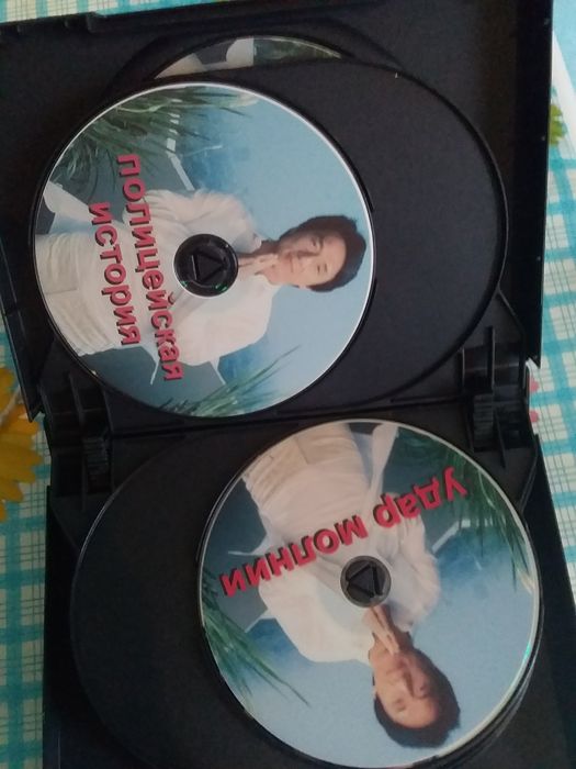 Джеки Чан DVD диски 10 штук