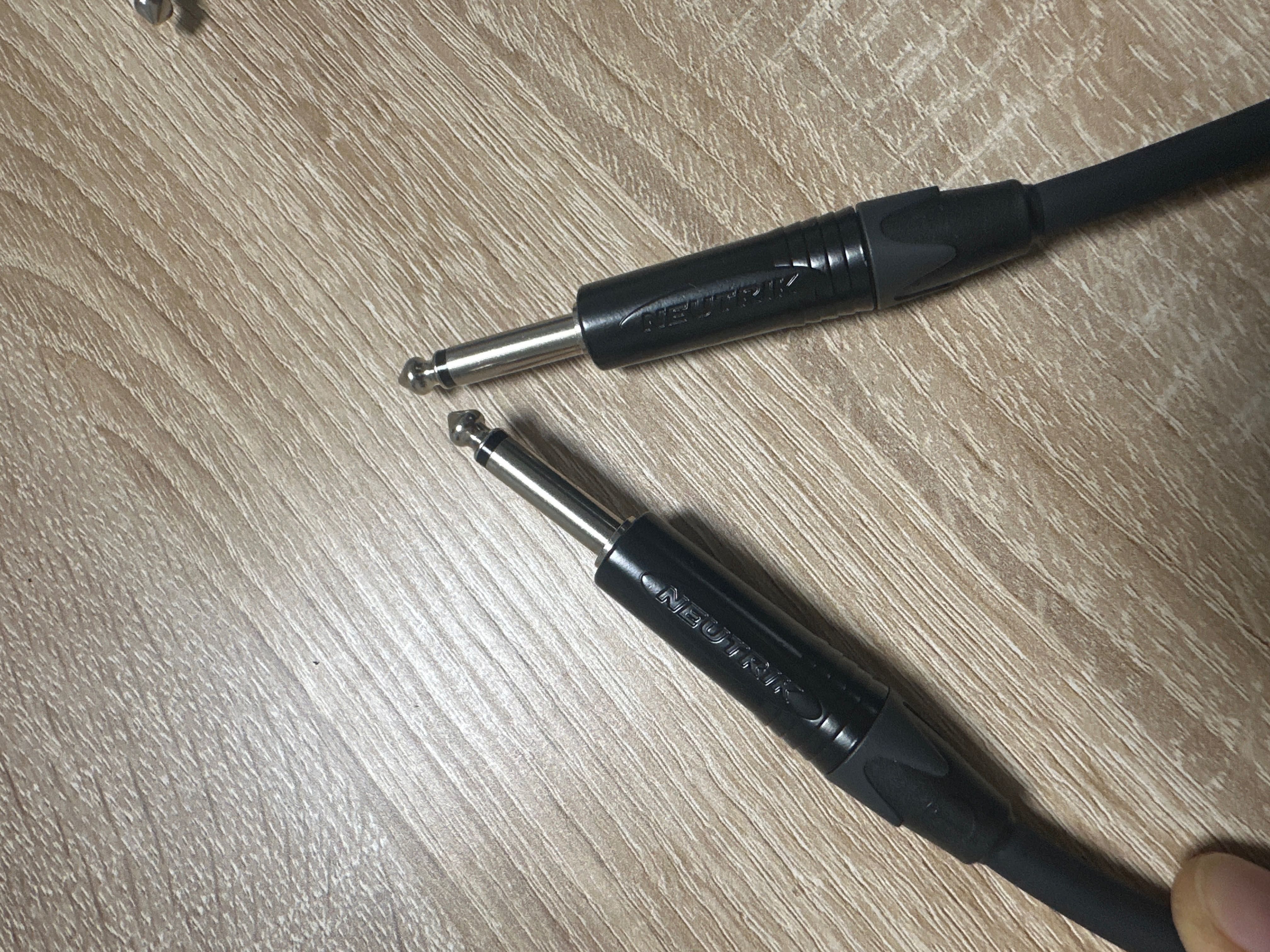 Kabel gitarowy Helusound  2x10 m. Neutrik