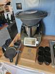 Thermomix TM6 czarny / bardzo mało uzywany, stan idealny