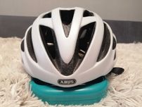 Super stan! Kask rowerowy marki ABUS w rozmiarze M (52-58cm)