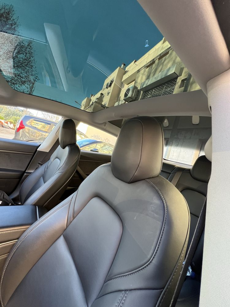 Alugo Tesla Model 3 TVDE