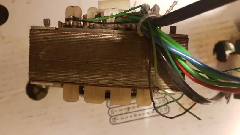 transformator z 220V na niższe