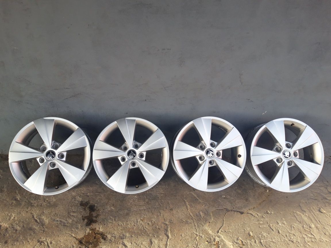 Комплект титанових дисків Skoda 5/112 R16