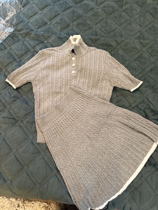 Продам новый костюм С