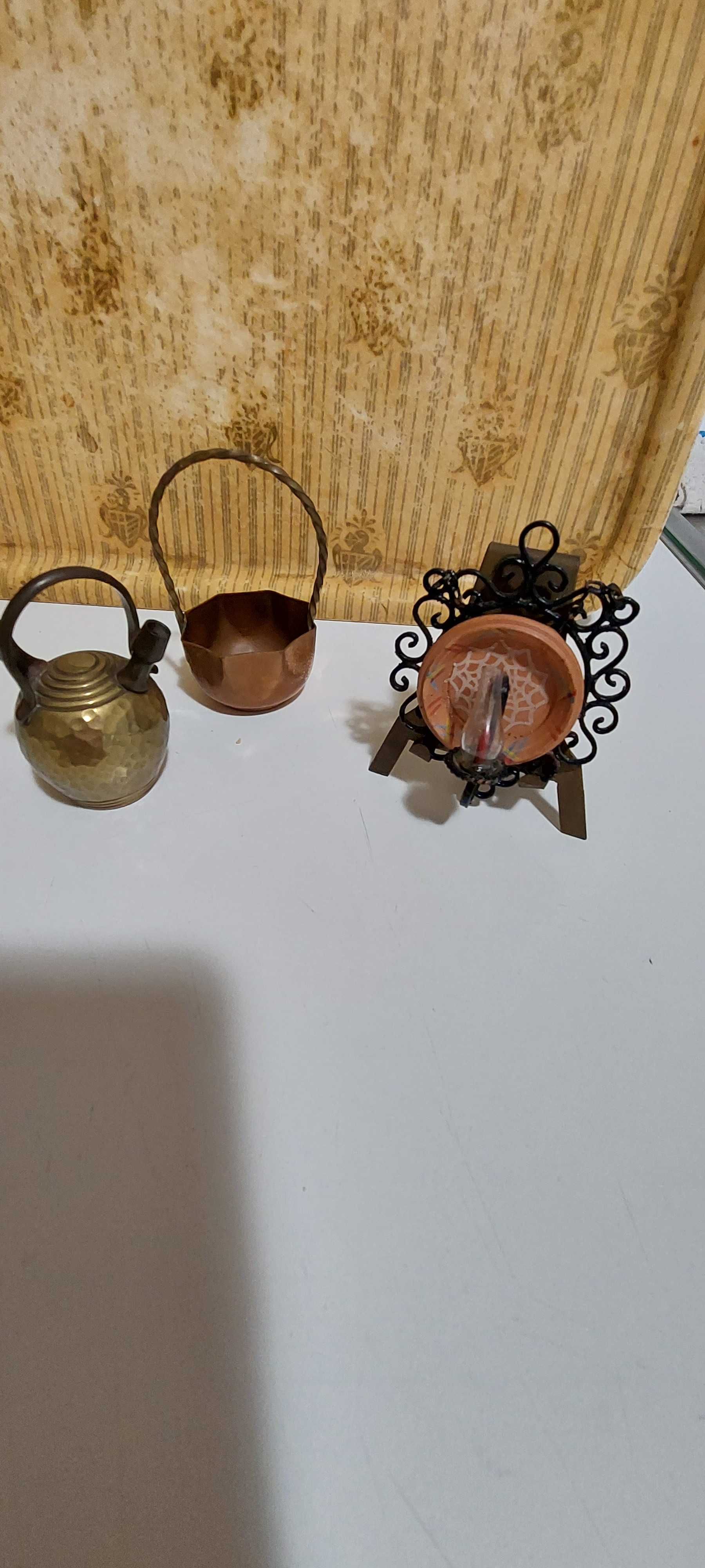 Miniaturas utensílios antigos para colecionadores