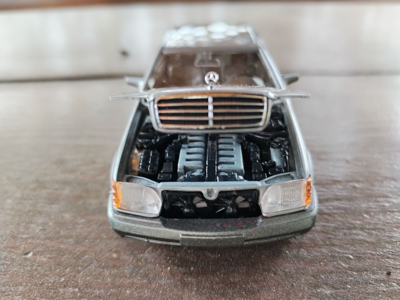 Моделі Schabak Mercedes W140 S600 1:43