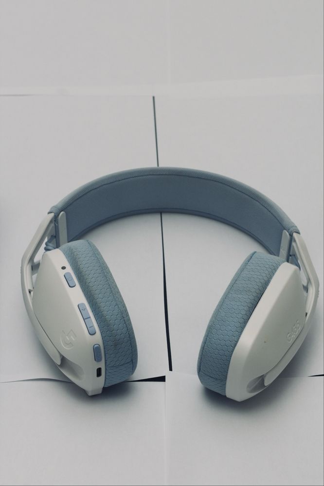 Fones Logitech G435