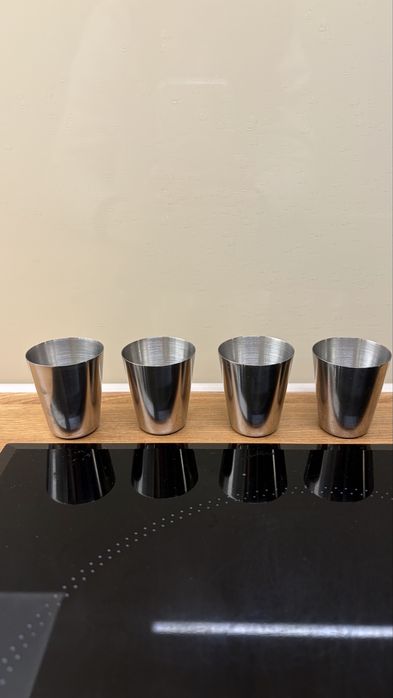 Kieliszki metalowe 4 sztuki 25 ml Nowe