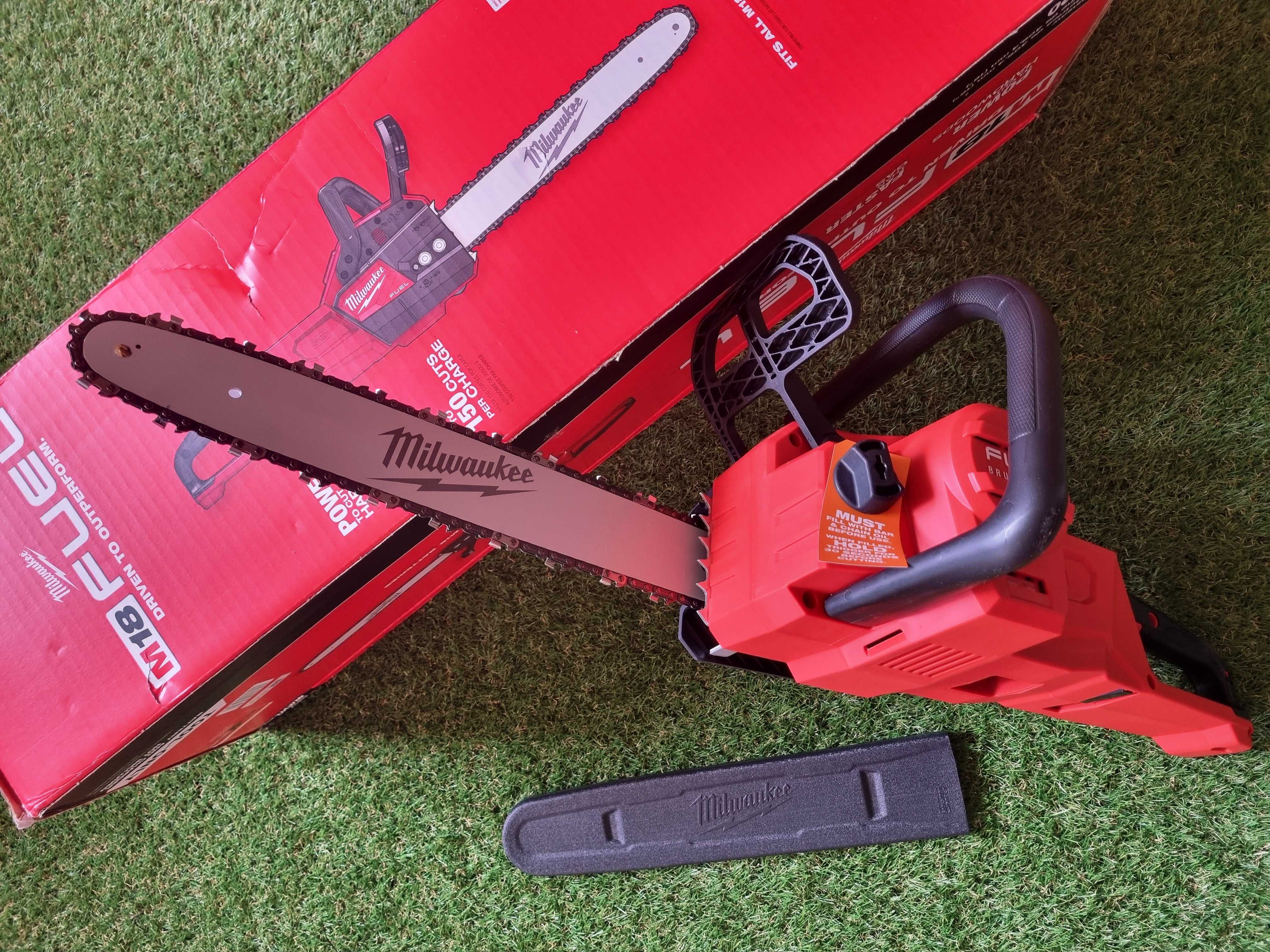 Ланцюгова пила Milwaukee 2727-20 M18 FUEL 40см