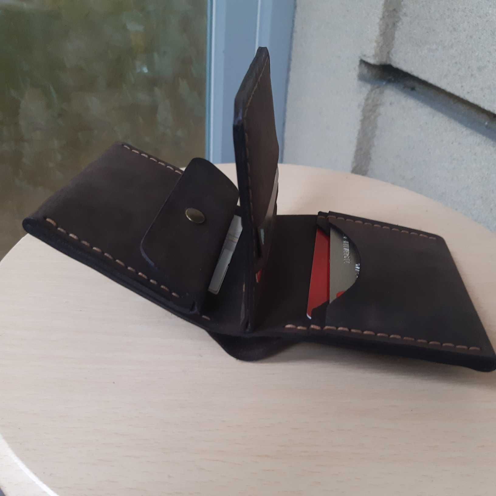 Portfel męski skórzany na siedem kart z grawerem handmade