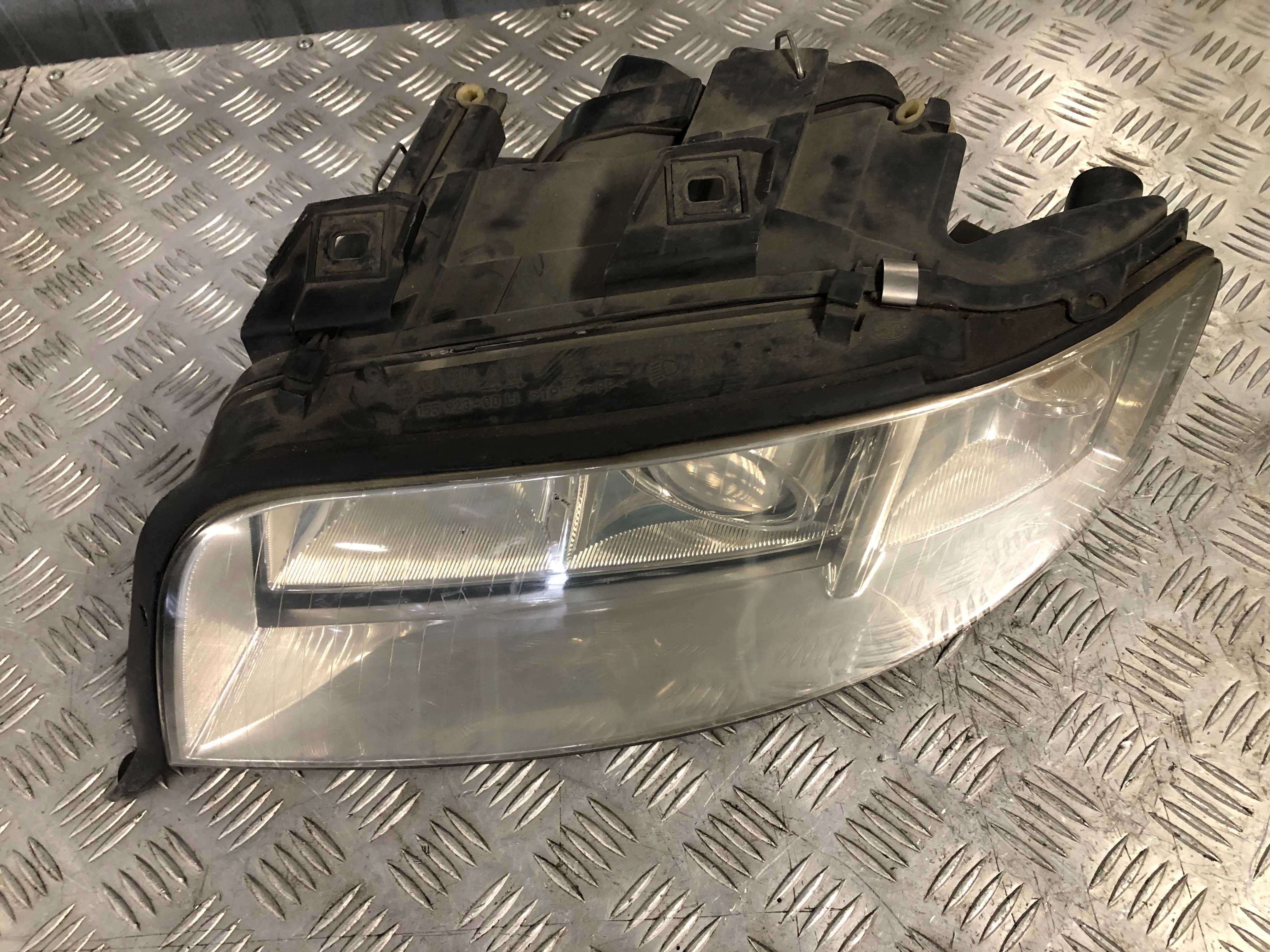 Lampa lewy przód Xenon Hella Audi A6 C5 lift Europa Ładna