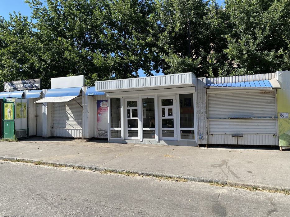 Сдам в аренду киоск в торговом ряду на Брюллова