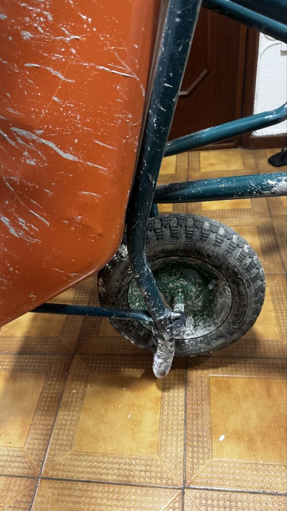 Carro / Carrinho de mão 90L