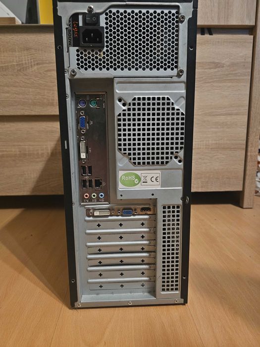 komputer stacjonarny