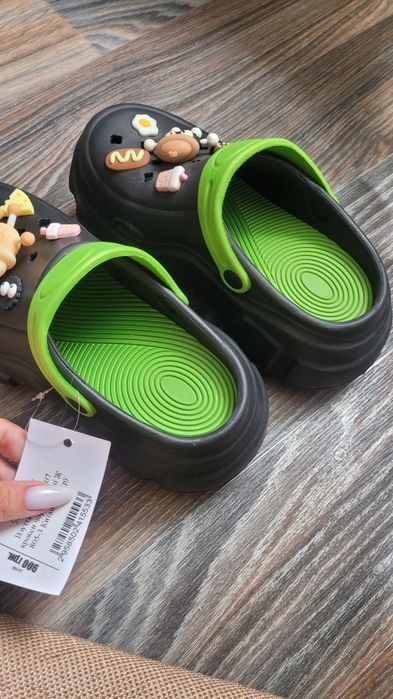 Крокси чорні 40-41