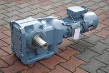 Motoreduktor kątowy 2.2kw. 9,8obr./min. z hamulcem. Siemens