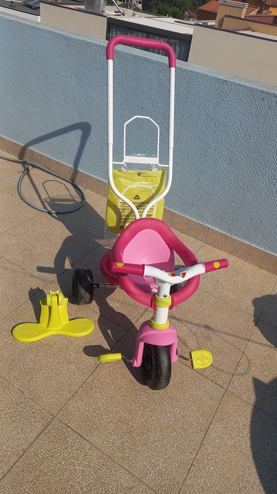 Triciclo Smoby evolutivo para bebé