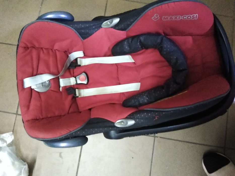 Fotelik z bazą maxi Cosi