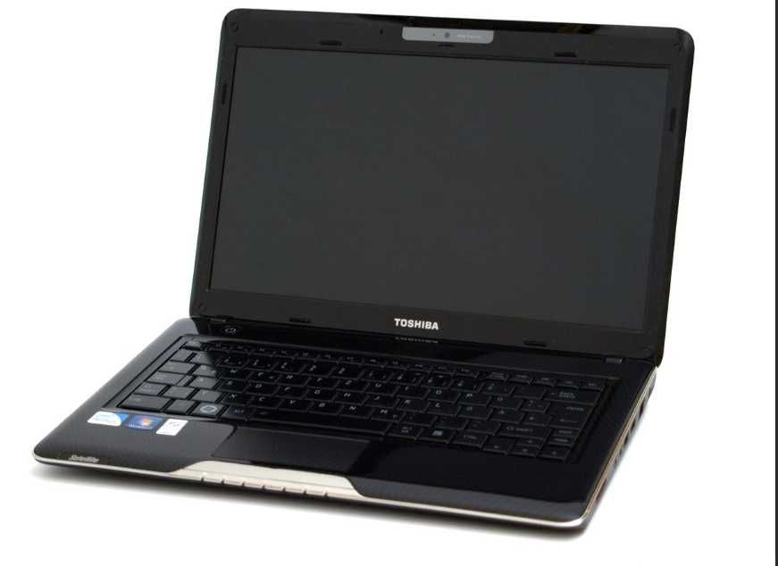 Portatil Toshiba Satellite T130-14T 13.3" ; Disco SSD 240GB ; 4GB Ram