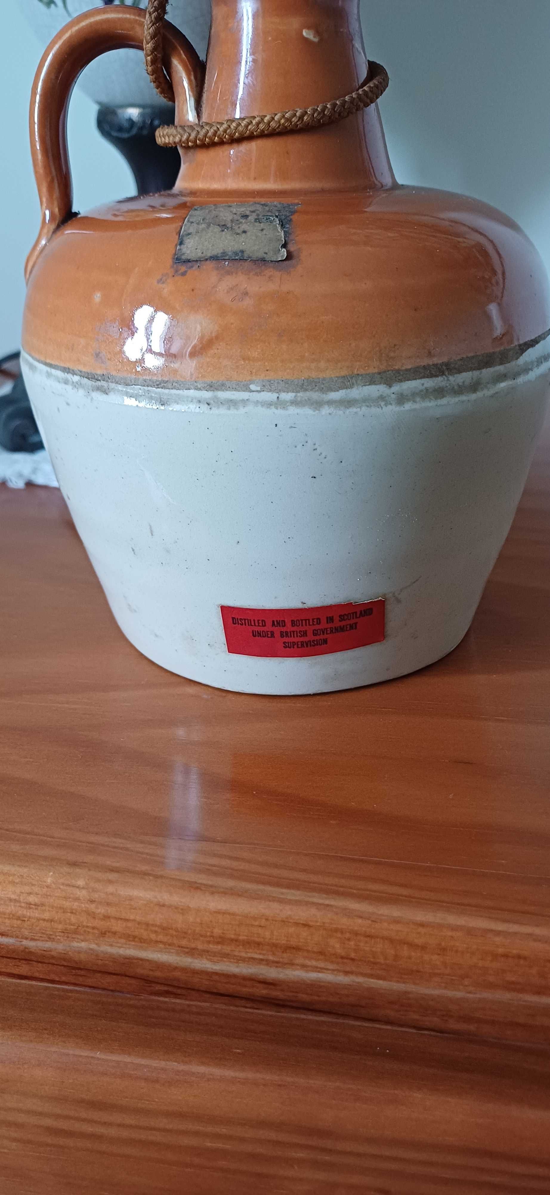 TROCA. Garrafa antiga  colecao