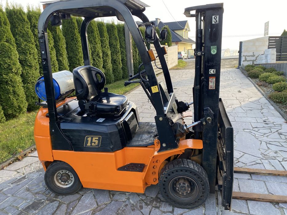 Wozek widlowy Hangcha 15. 1,5tony 2010r. Ważne UDT