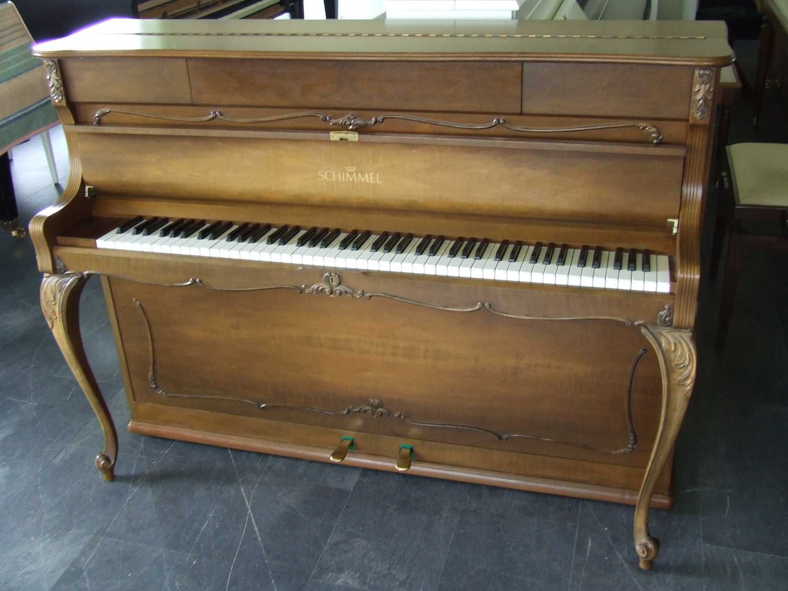 Pianino Schimmel, instrument i mebel - Piano Lovers