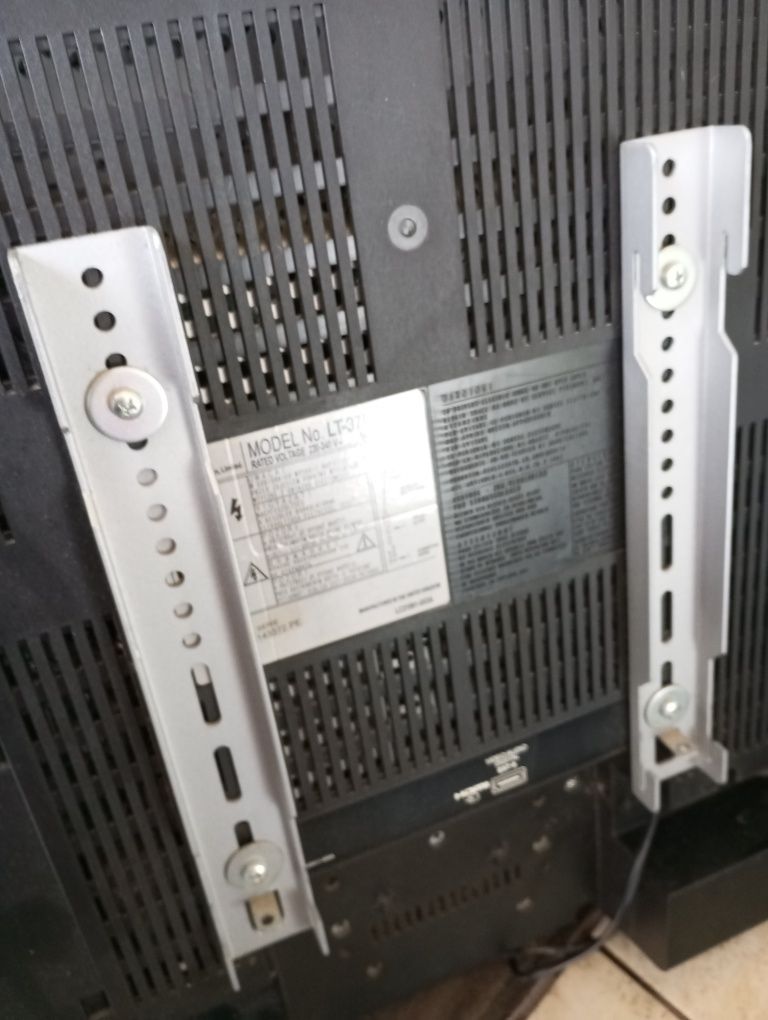 Telewizor  jvc 37 cali