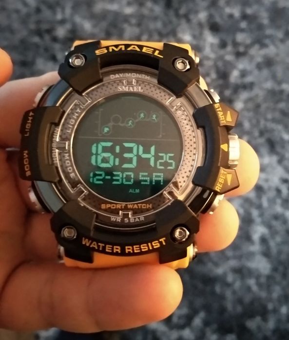 Брендовий годинник Smael