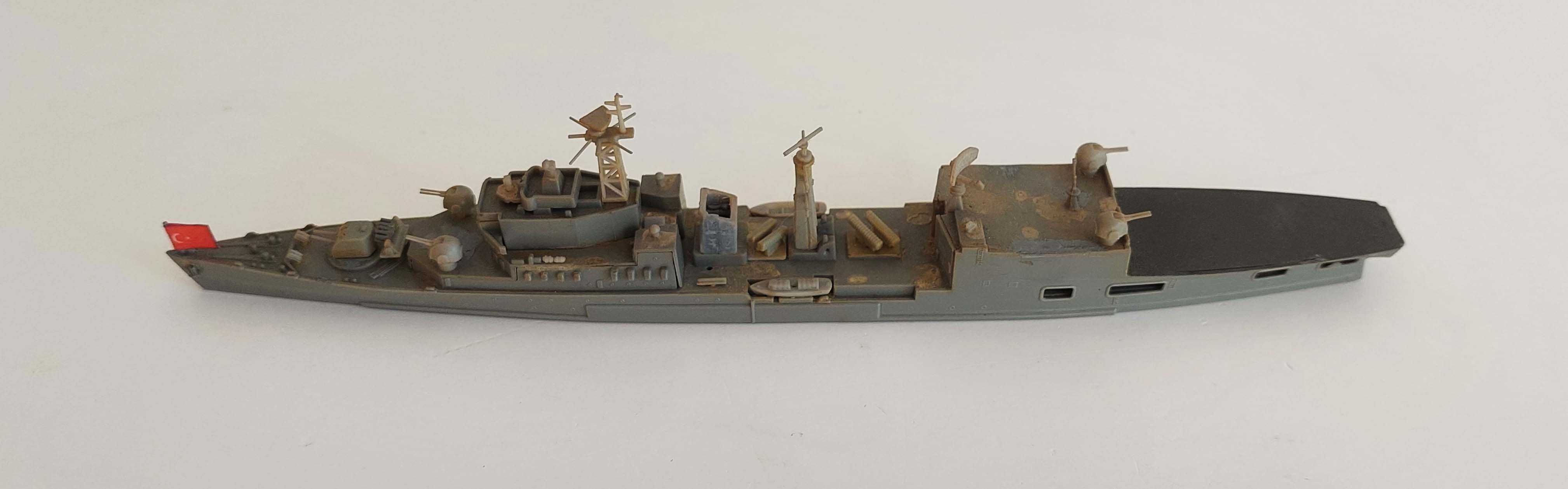 Kit de modelismo montado 1/700 do Destroyer da Marinha Chinesa Qingdao