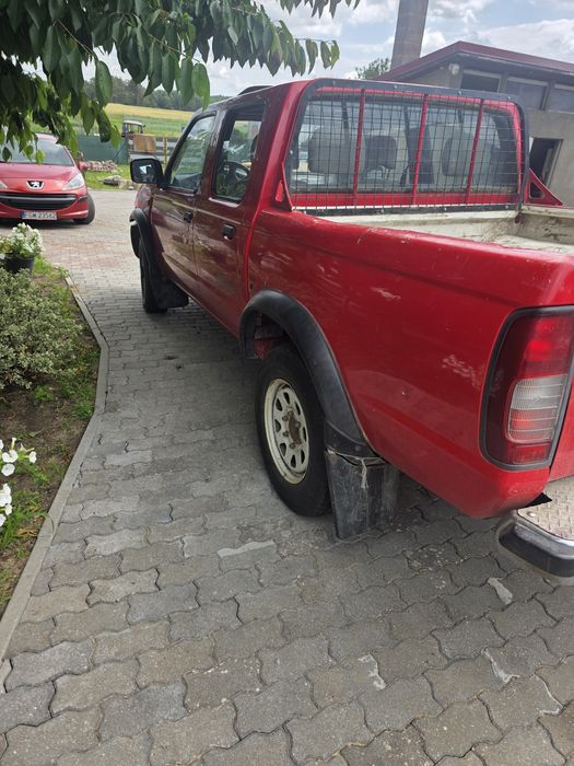 Nissan navara d22 kingcab